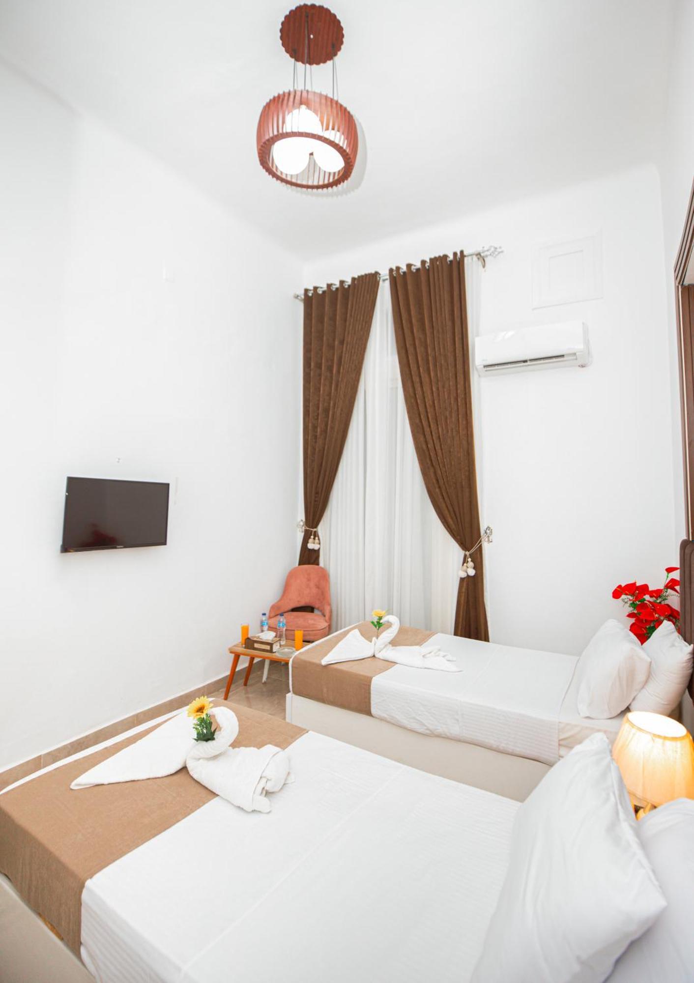Downtown Antique Hotel Кайро Екстериор снимка
